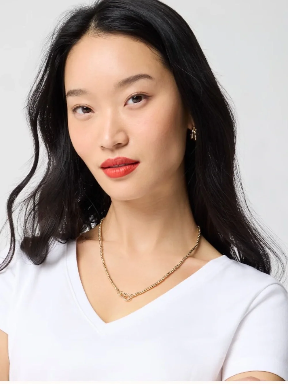 J crew white Essential V-neck tee